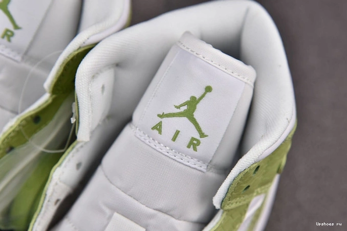 DV2959-113 Python Green 1 Jordan (W) Mid  0711